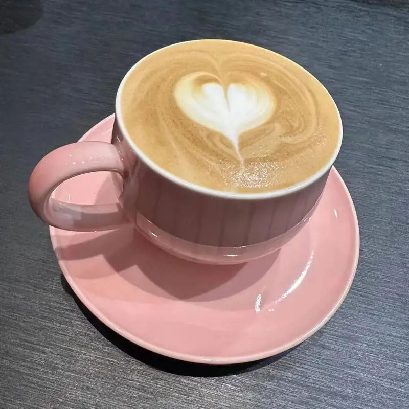 Creamer e seng ea lebese bakeng sa Kofi e ka Ntlafatsa Joang Boitlhamelo ba Sejo sa Sejoale-joale?